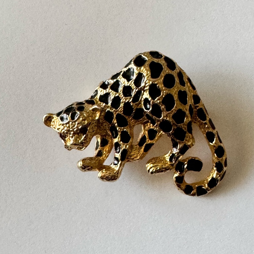 Park lane leopard brooch
